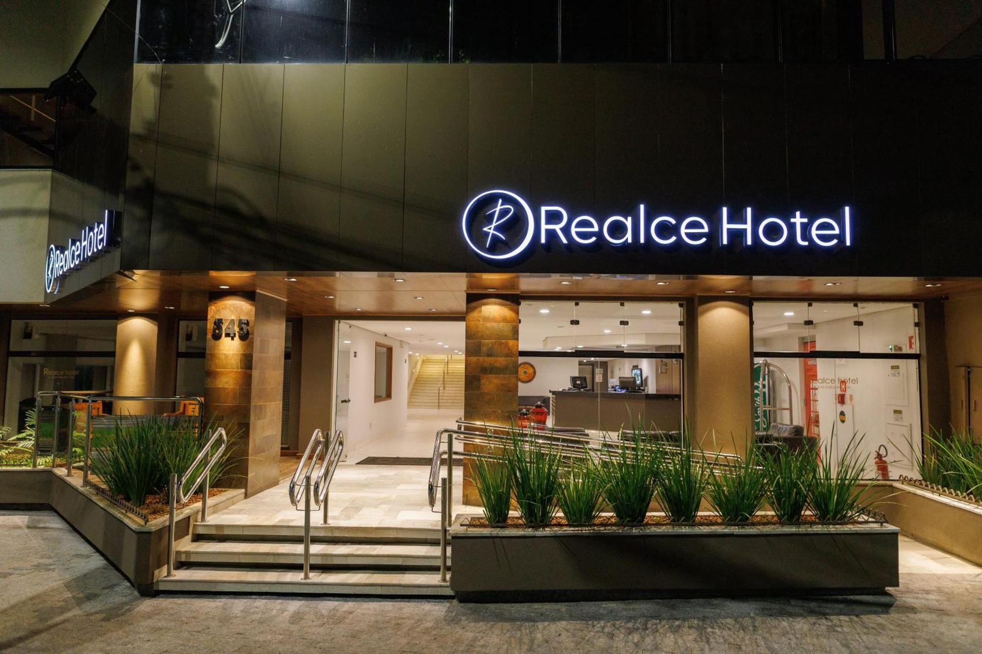 Realce Hotel Jaú エクステリア 写真